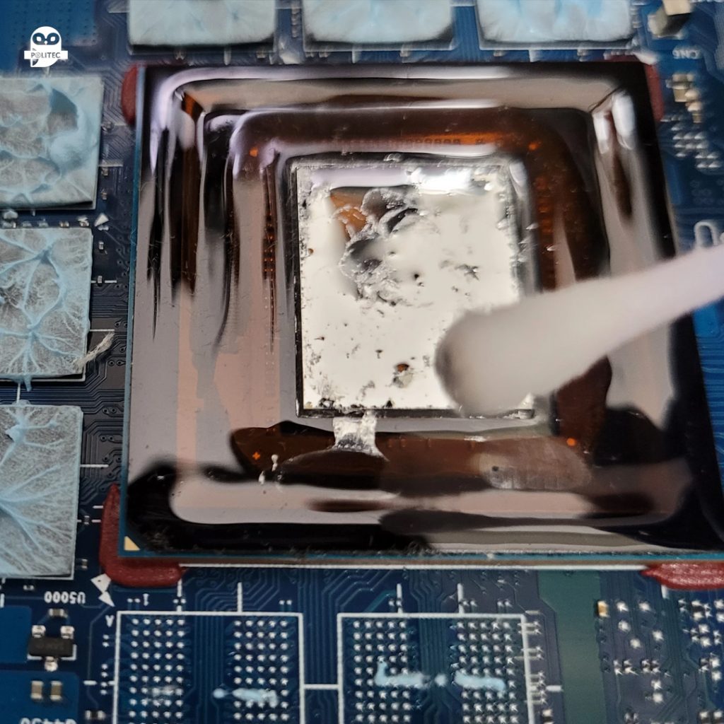 MANTENIMIENTO LAPTOP GAMING CON METAL LÍQUIDO
